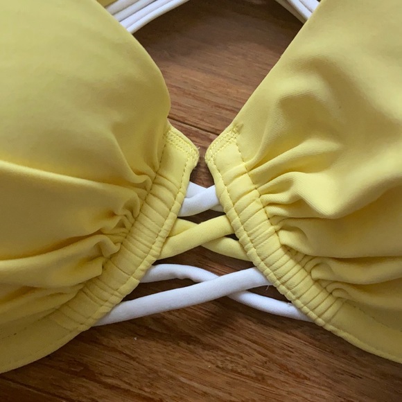 Aerie Yellow Strapless Bathing Suit Top - Picture 2 of 4